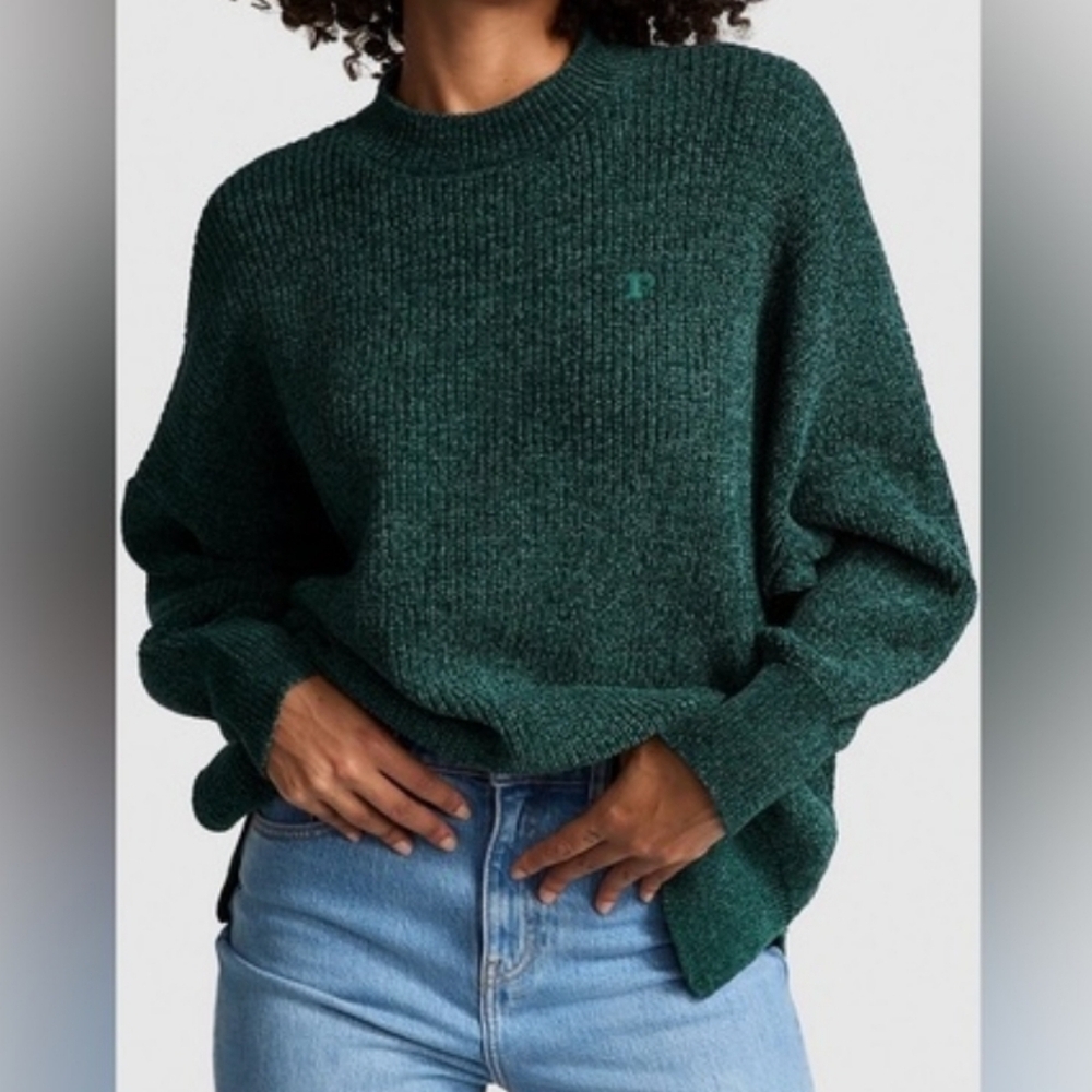 NEW PINK Victoria’s Secret Green Crewneck Sweater • Cozy Knit • Women’s